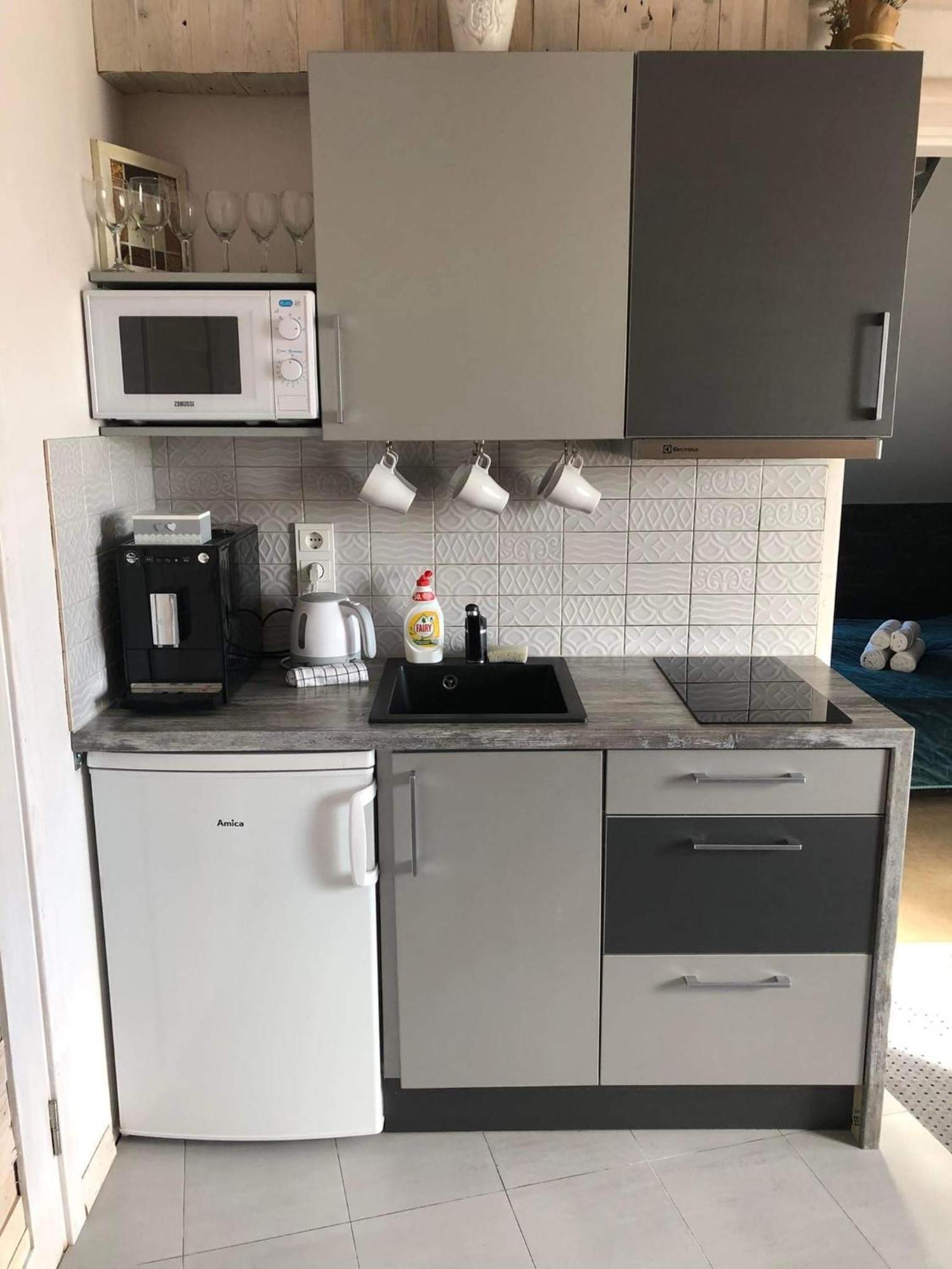 Dp Art Residence - Self Check In Kaunas Room photo